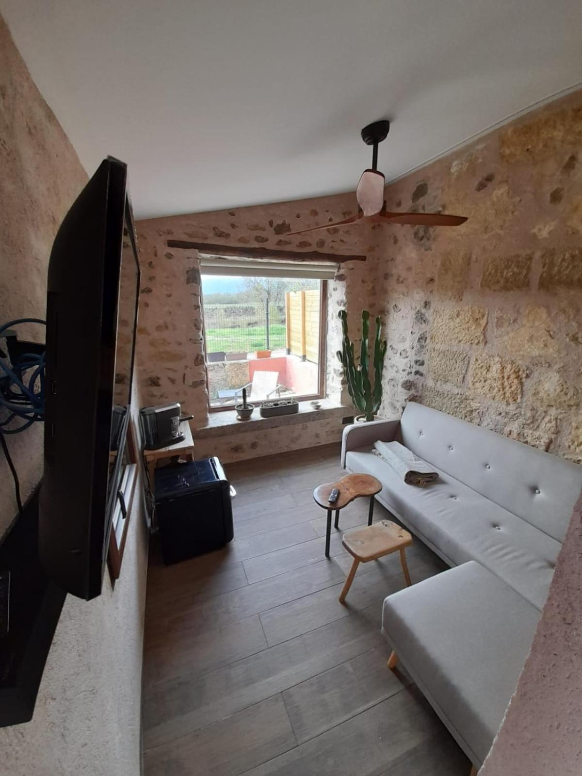 La Casa Del Cantero Pinilla del Valle Екстериор снимка