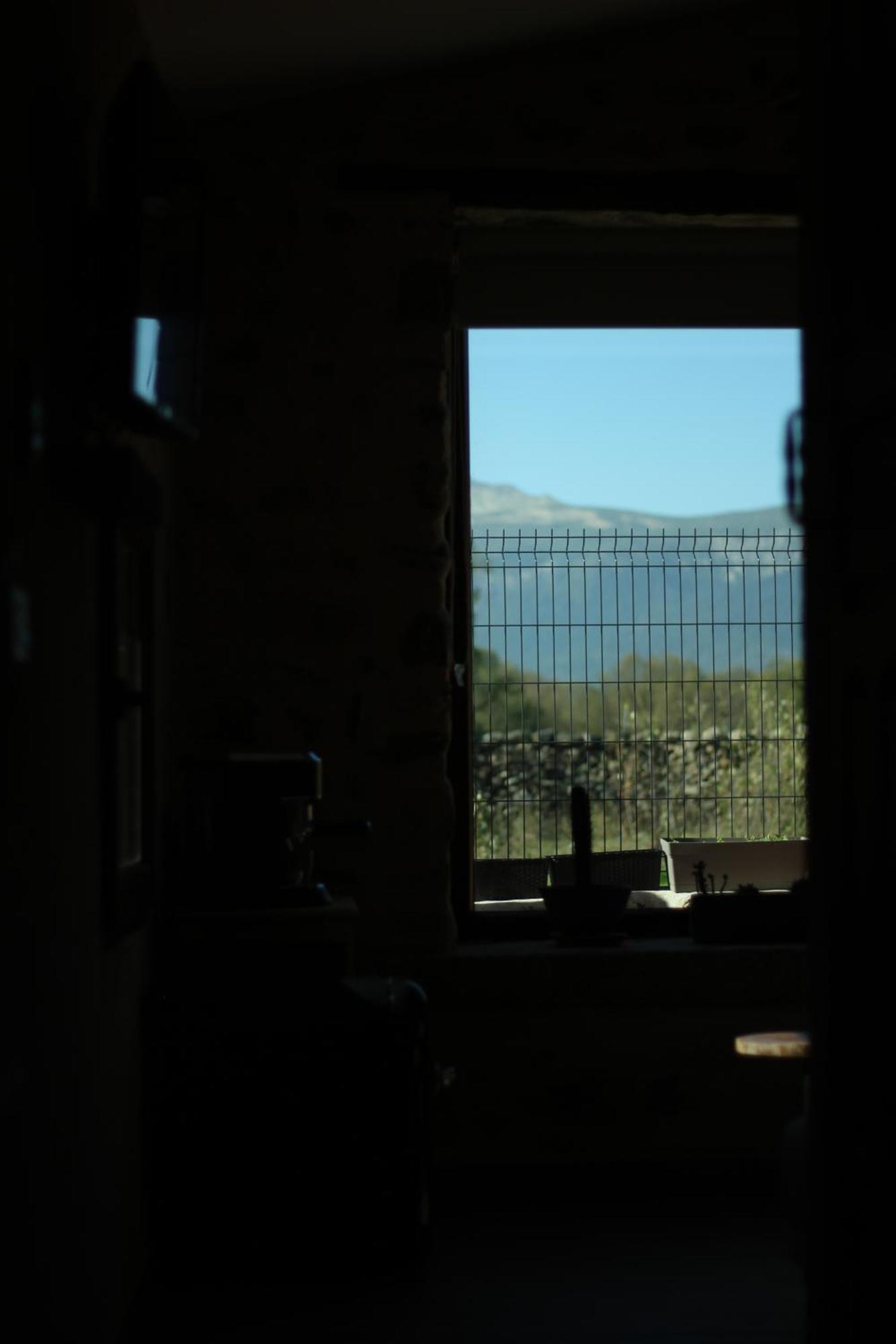 La Casa Del Cantero Pinilla del Valle Екстериор снимка