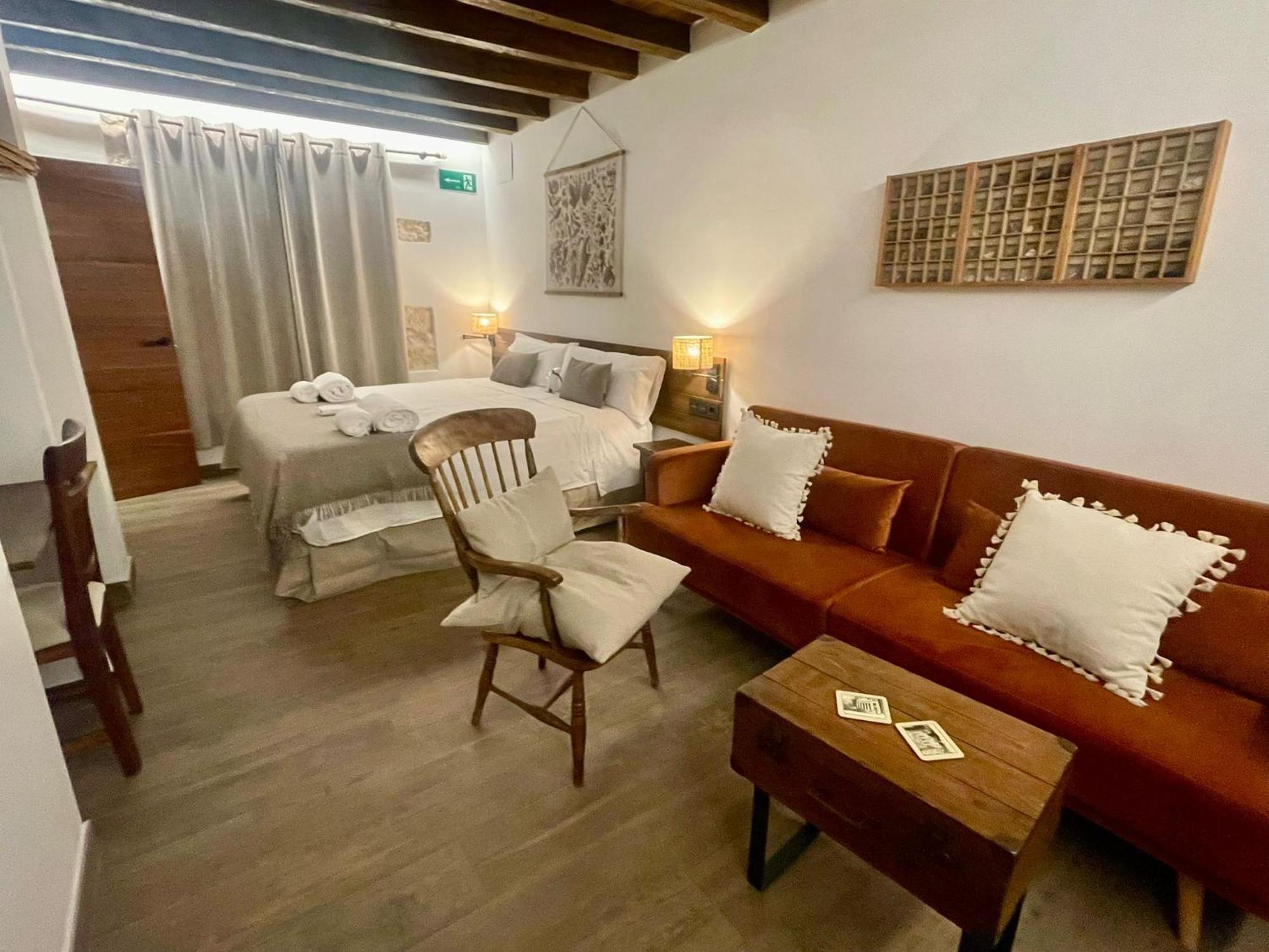 La Casa Del Cantero Pinilla del Valle Екстериор снимка